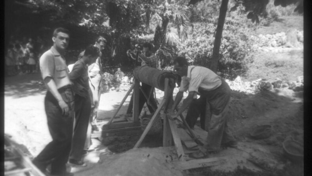 Las excavaciones que Germán Cervera llevó a cabo en el Retiro para localizar el tesoro.