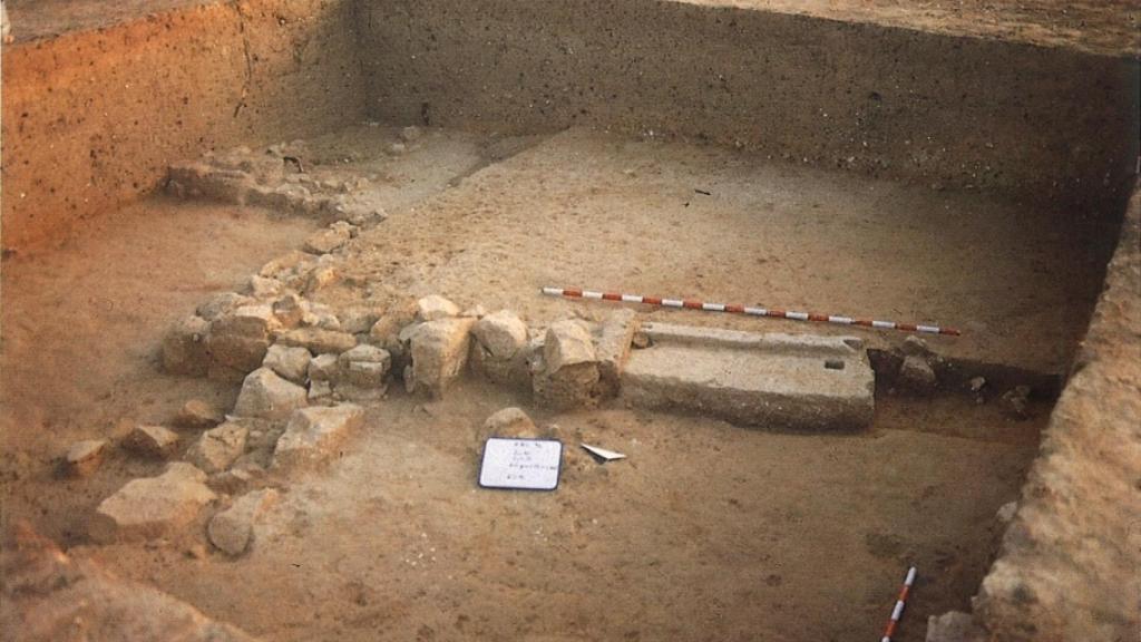 Ejemplo de los años 90 de las excavaciones en este yacimiento ibérico de Alicante protegido como BIC.