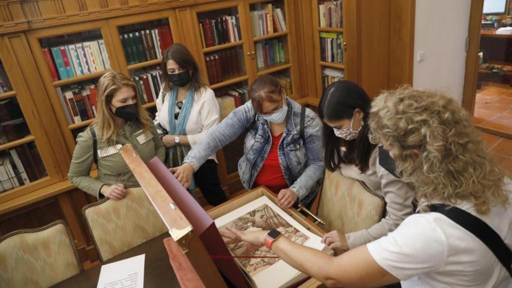 Las Cortes de CLM recuperan las visitas guiadas.