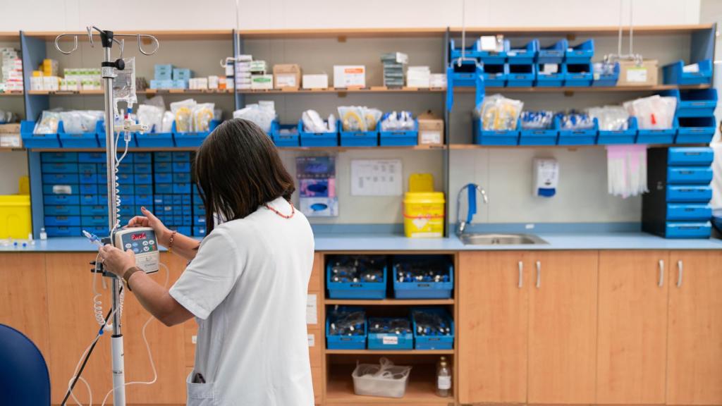 Estantes del hospital de día del Hospital Universitario de La Paz.