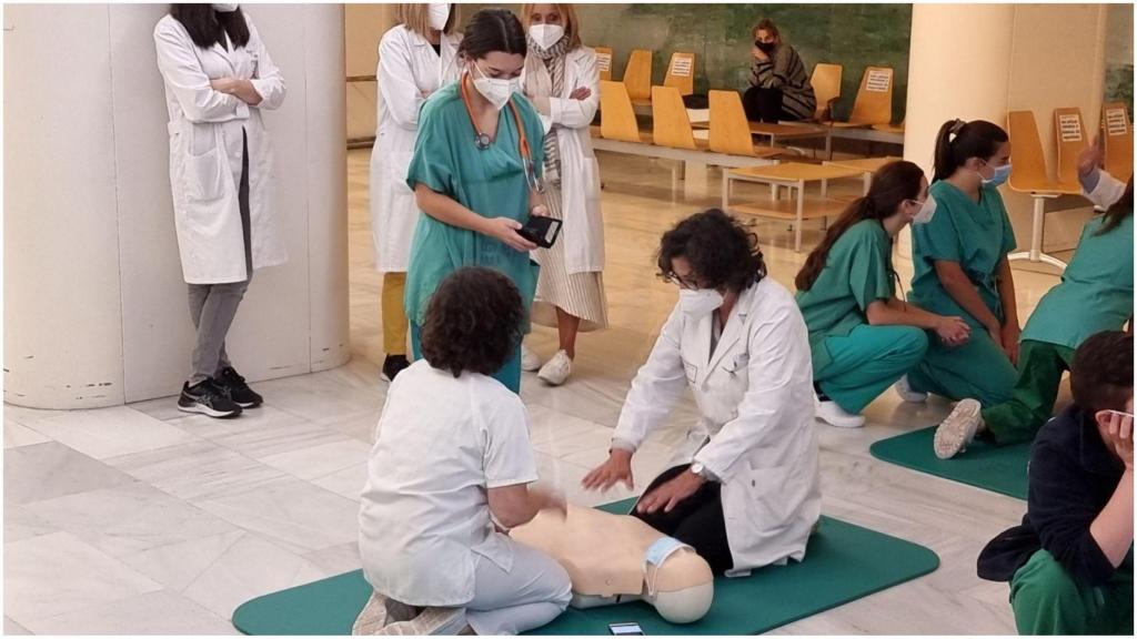 En Galicia se registran 2.000 paros cardíacos al año y una de cada 5 personas es reanimada