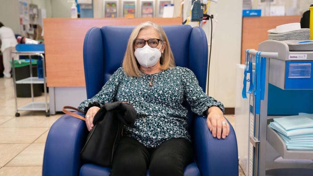 Mercedes, a punto de recibir un tratamiento de inmunoterapia.