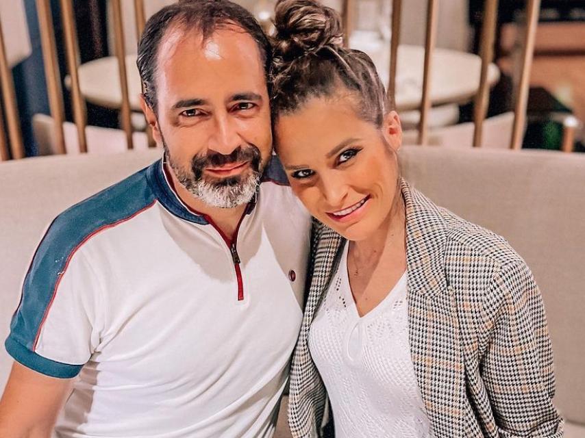 El matrimonio en una imagen de sus redes sociales.