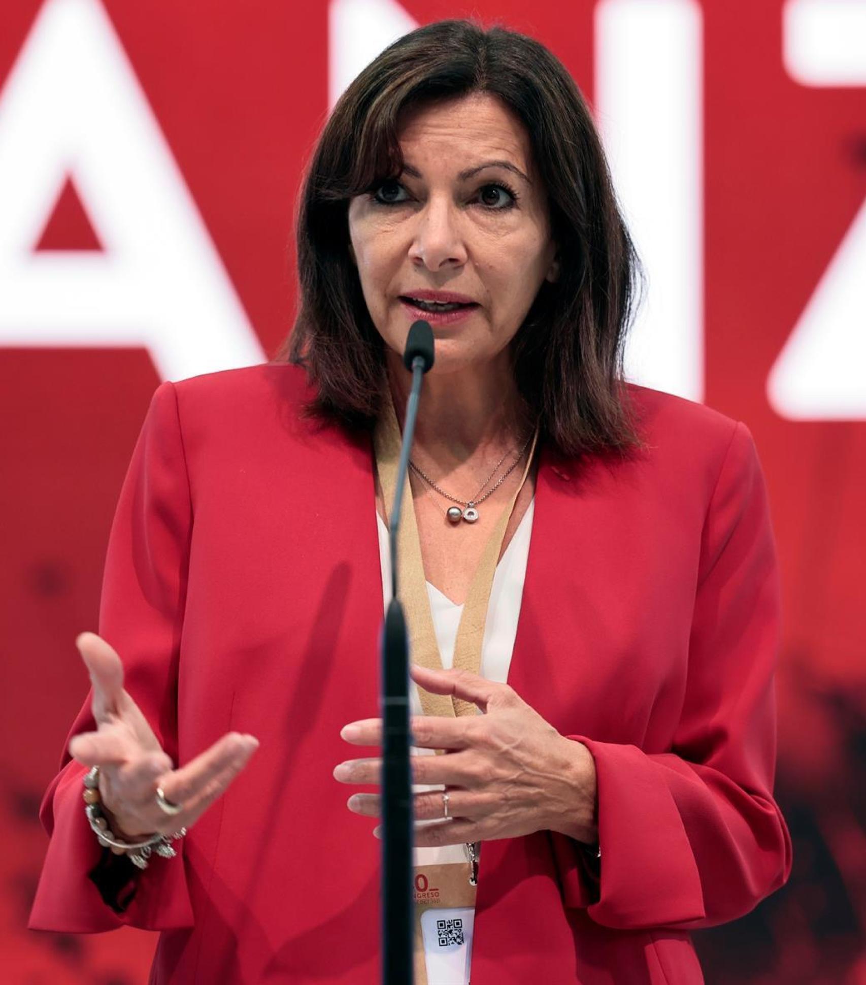 La alcaldesa de París , Anne Hidalgo.