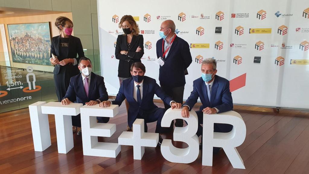 El consejero de Fomento y Medio Ambiente, Juan Carlos Suárez-Quiñones, en la inauguración del Congreso