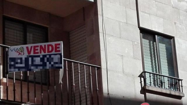 Cartel de 'se vende'