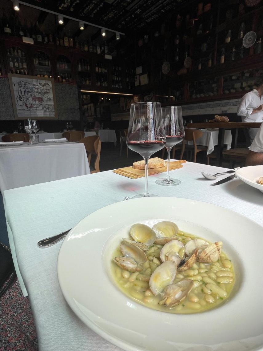 Verdinas con almejas - Bodega La Cigaleña