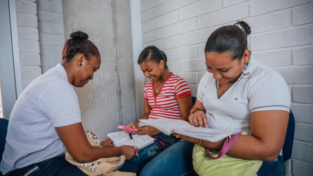 Según su fundadora, la Juanfe es el único pase a la libertad de las adolescentes que se quedan embaradas.