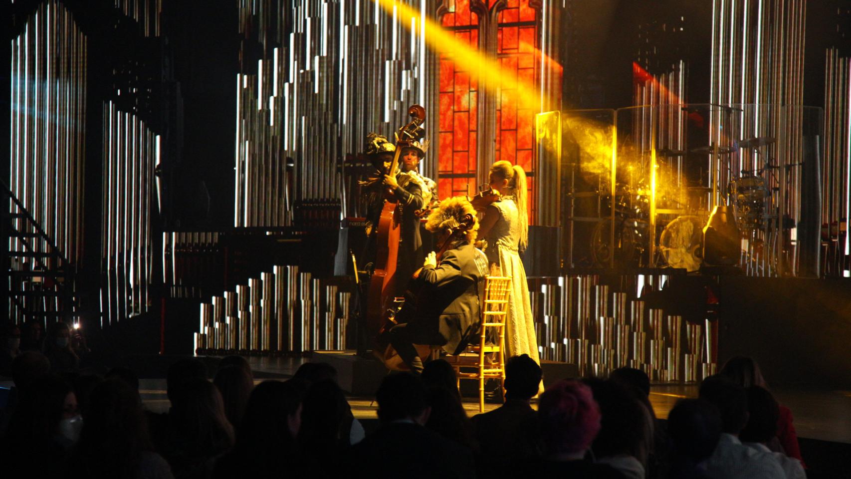 El show de WAH se viste de gala para El Español