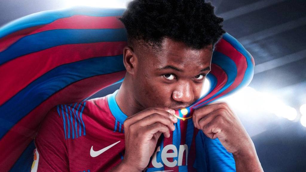 Montaje del FC Barcelona para anunciar la renovación de Ansu Fati