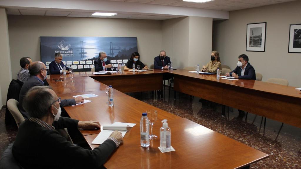 María José Caride explica el PXOM de Vigo en la Comisión de Logística de la CEP