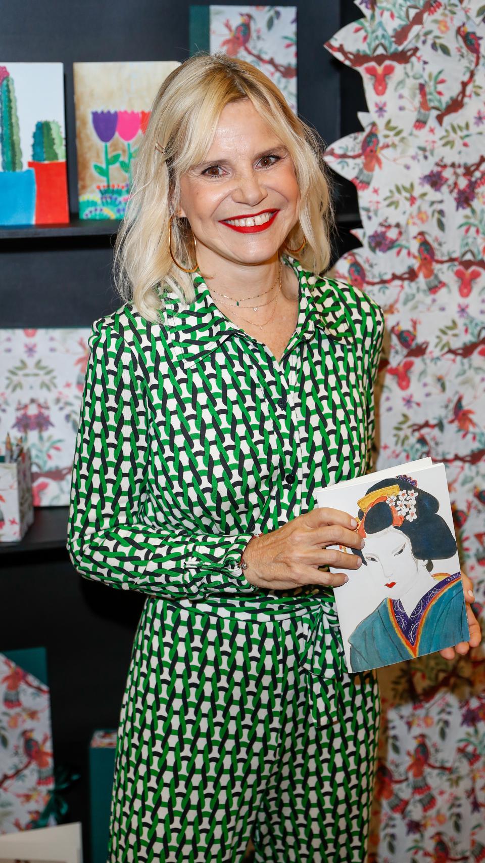 La hija de la duquesa de Alba asistió al evento junto a su marido.