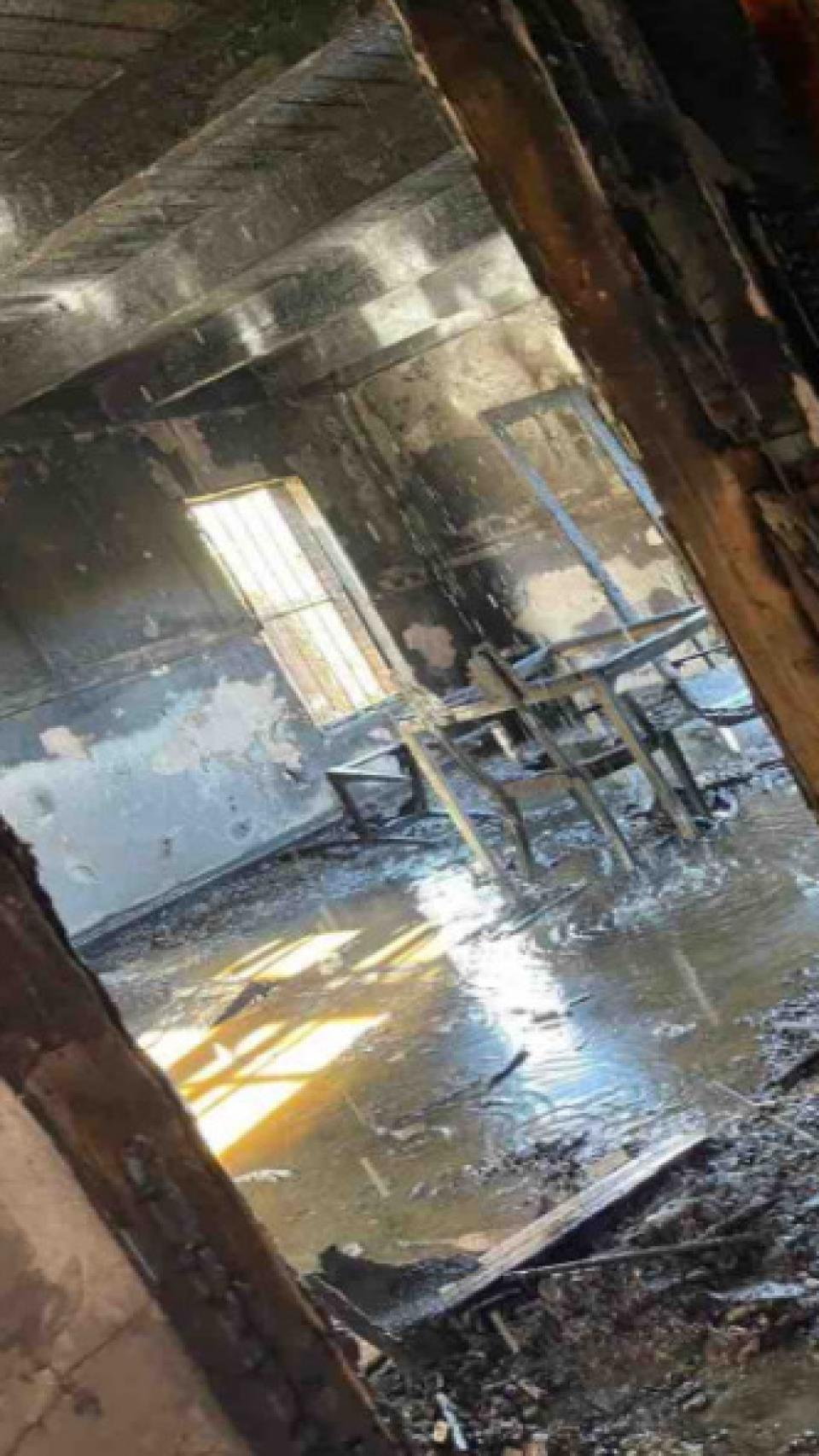 Así devoraron las llamas la casa.