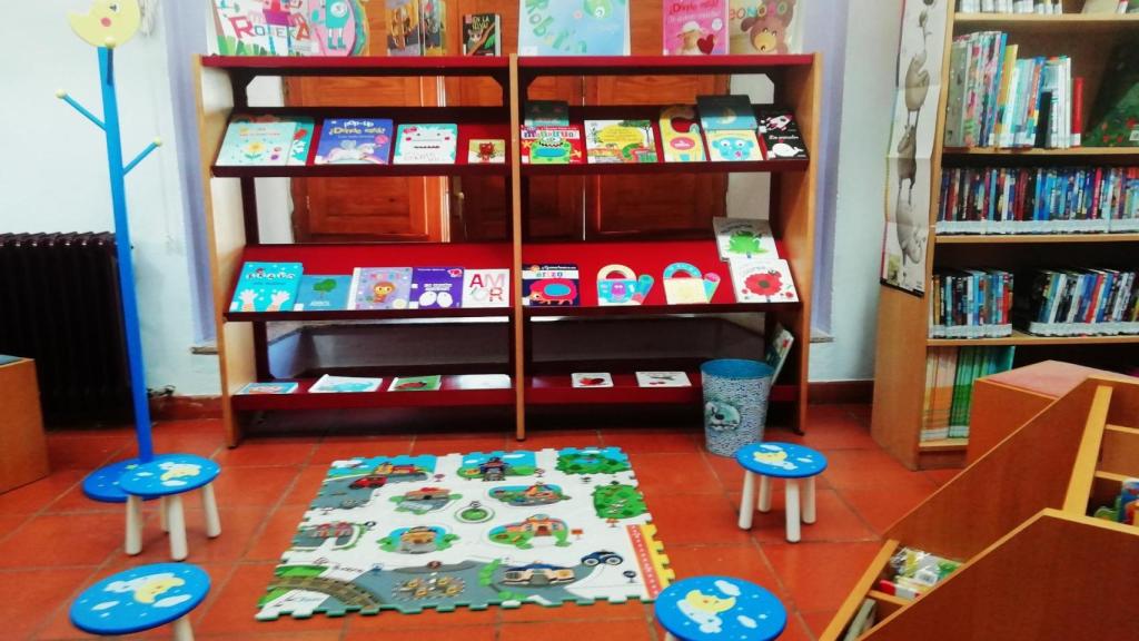 Mobiliario de la 'bebeteca' de Béjar