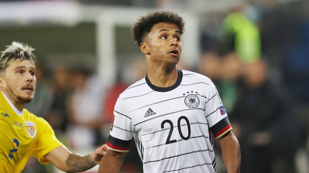 Karim Adeyemi en un partido con Alemania