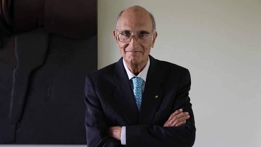 Julián García Vargas, en su casa, durante la entrevista con EL ESPAÑOL.