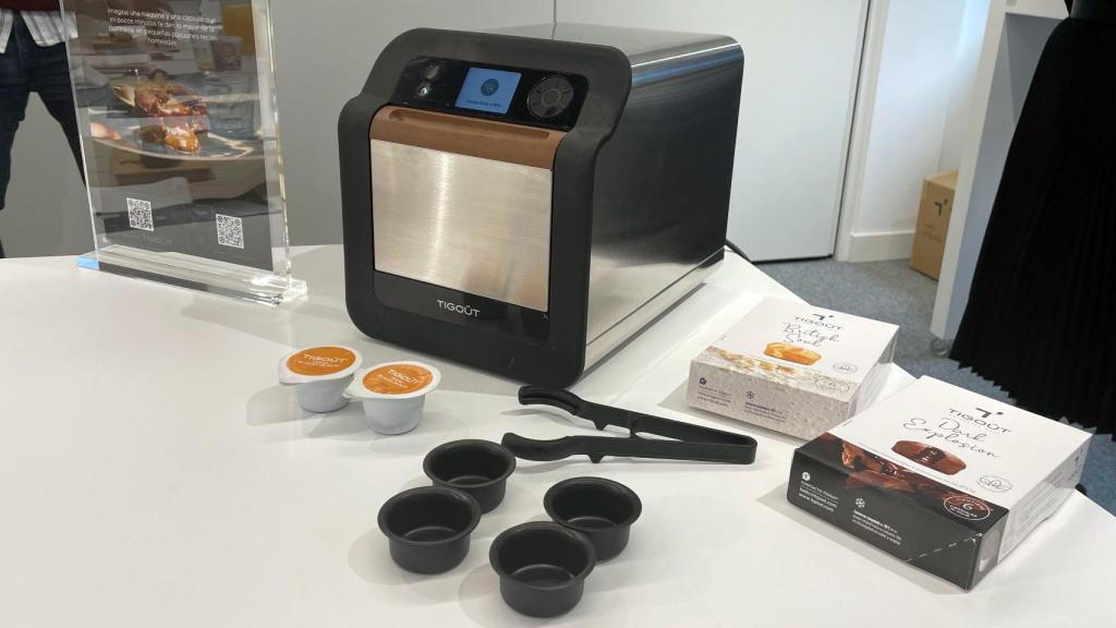 Con Tigout se puede cocinar bizcochos en cápsulas.