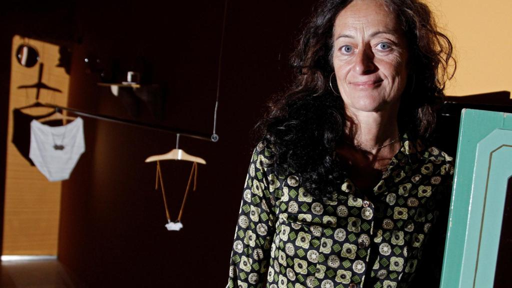 Eulàlia Valldosera exhibe en el MACA de Alicante, por primera vez en dos décadas, una de sus instalaciones claves.