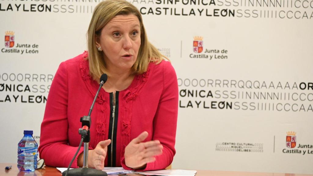 Isabel Blanco en la reunión con representantes de entidades locales