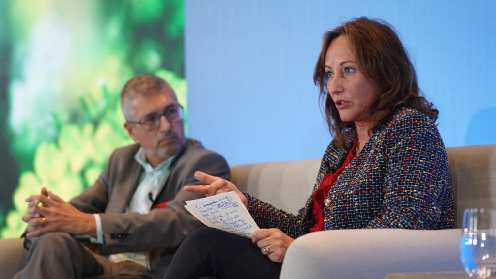 La exministra de Transición Ecológica de Francia, Ségolène Royal, y el secretario de Estado de Medio Ambiente, Hugo Morán.