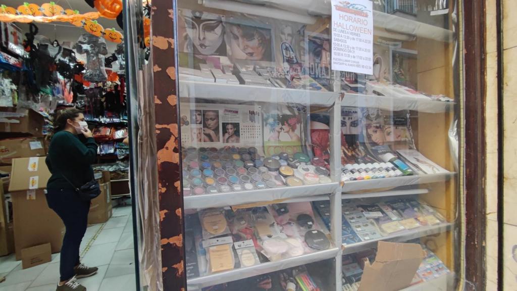 Las tiendas de disfraces de Málaga cuentan con lo necesario para pasar un Halloween 2021 de miedo.