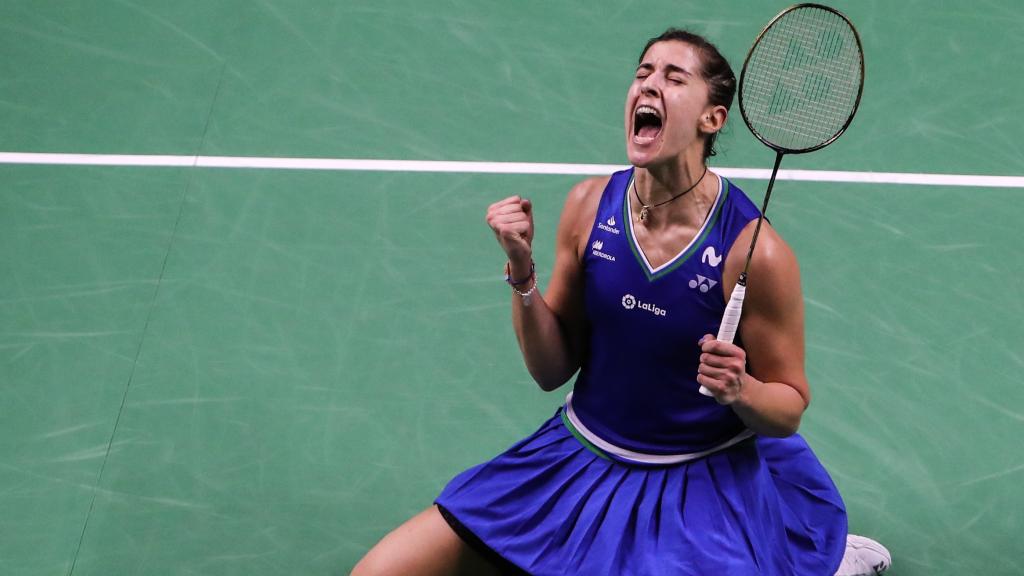 Carolina Marín celebrando una victoria