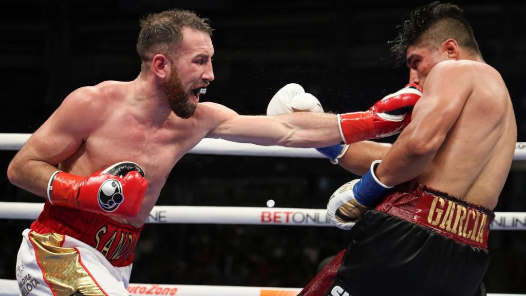 Sandor Martin contra Mikey García