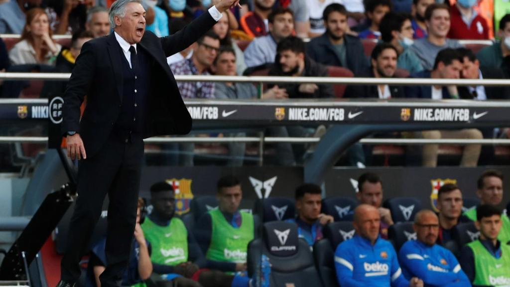 Ancelotti durante El Clásico entre FC Barcelona y Real Madrid