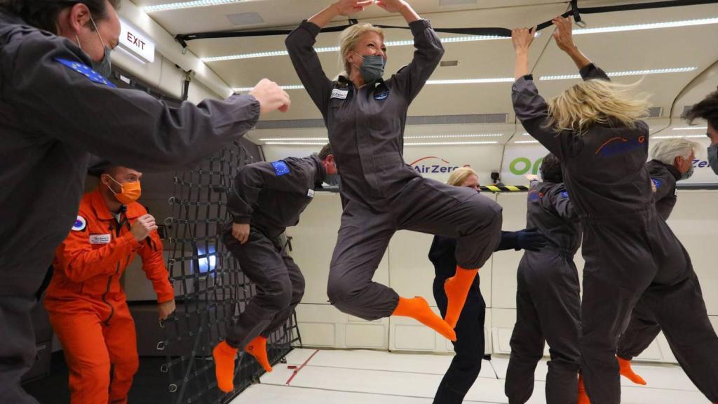 Ingravidez dentro del avión