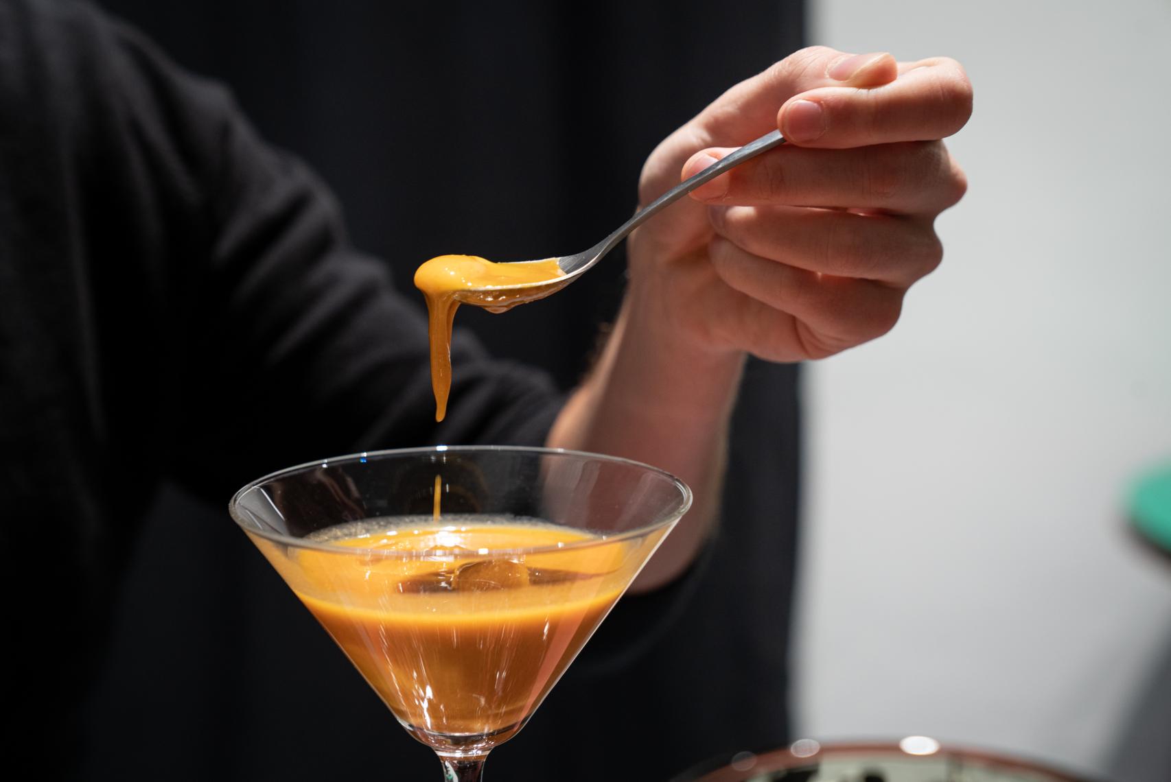 El cóctel de crema de salsa castellana.