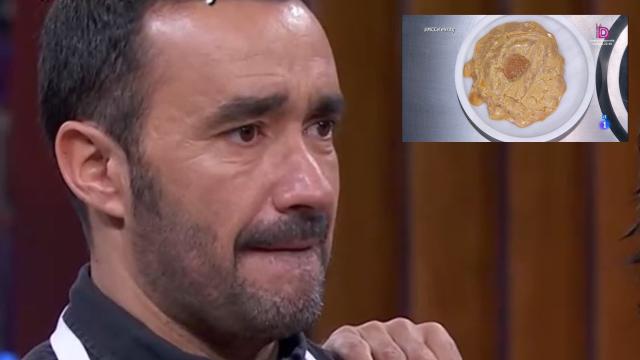 Juanma Castaño junto a su plato más desastroso en montaje de BLUPER.