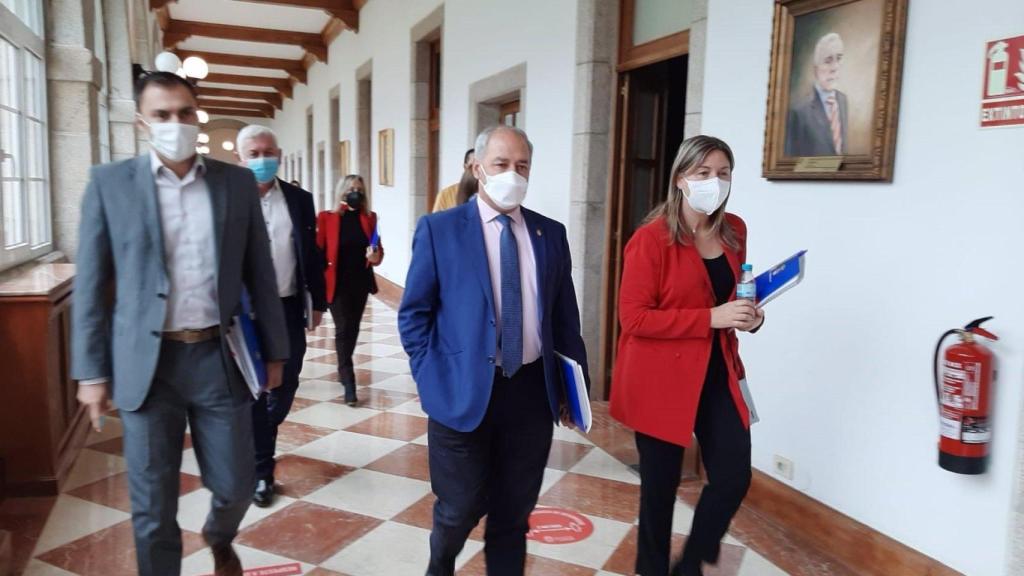 El cura de Lugo que pidió mejoras en una vía celebrará las obras en un nuevo oficio