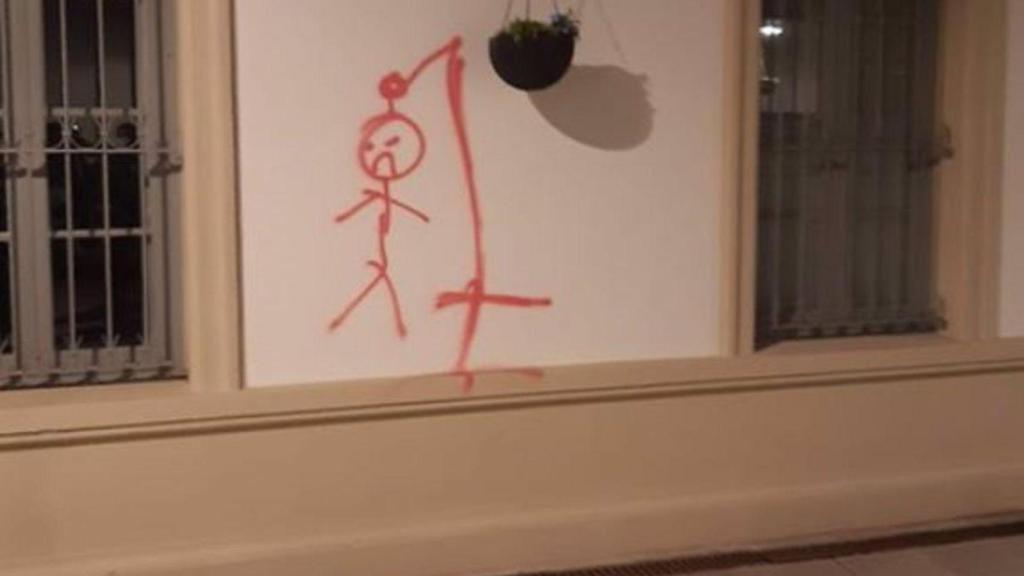 Pintada en una calle de Lugo.