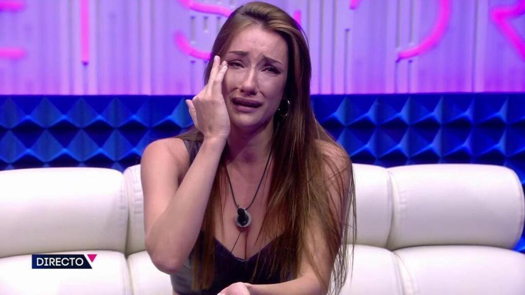 Adara habla con su padre en ‘Secret Story’ tras el mensaje envenenado de Lucía Pariente