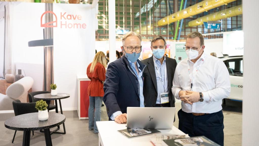 Interior del congreso de viviendas turísticas de Málaga