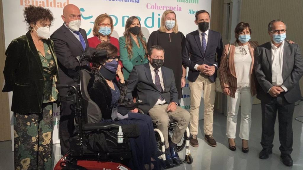 Imagen de familia antes del comienzo del acto