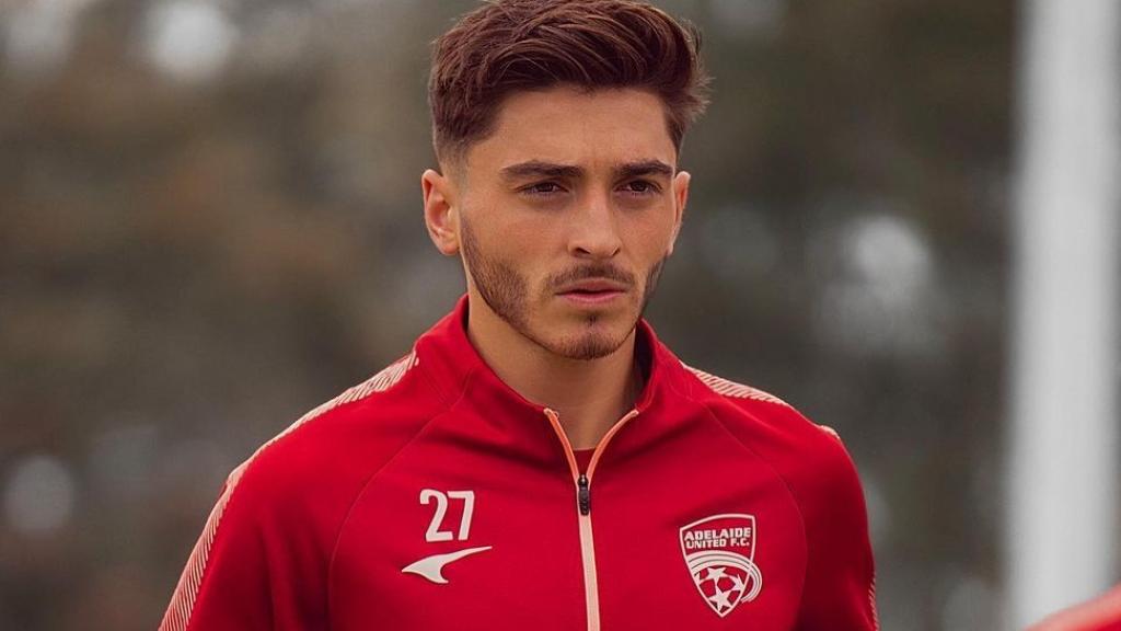 El futbolista Josh Cavallo.