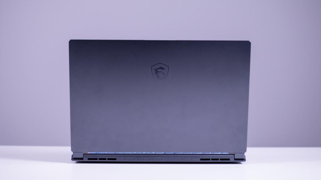 Diseño del MSI Stealth 15M.