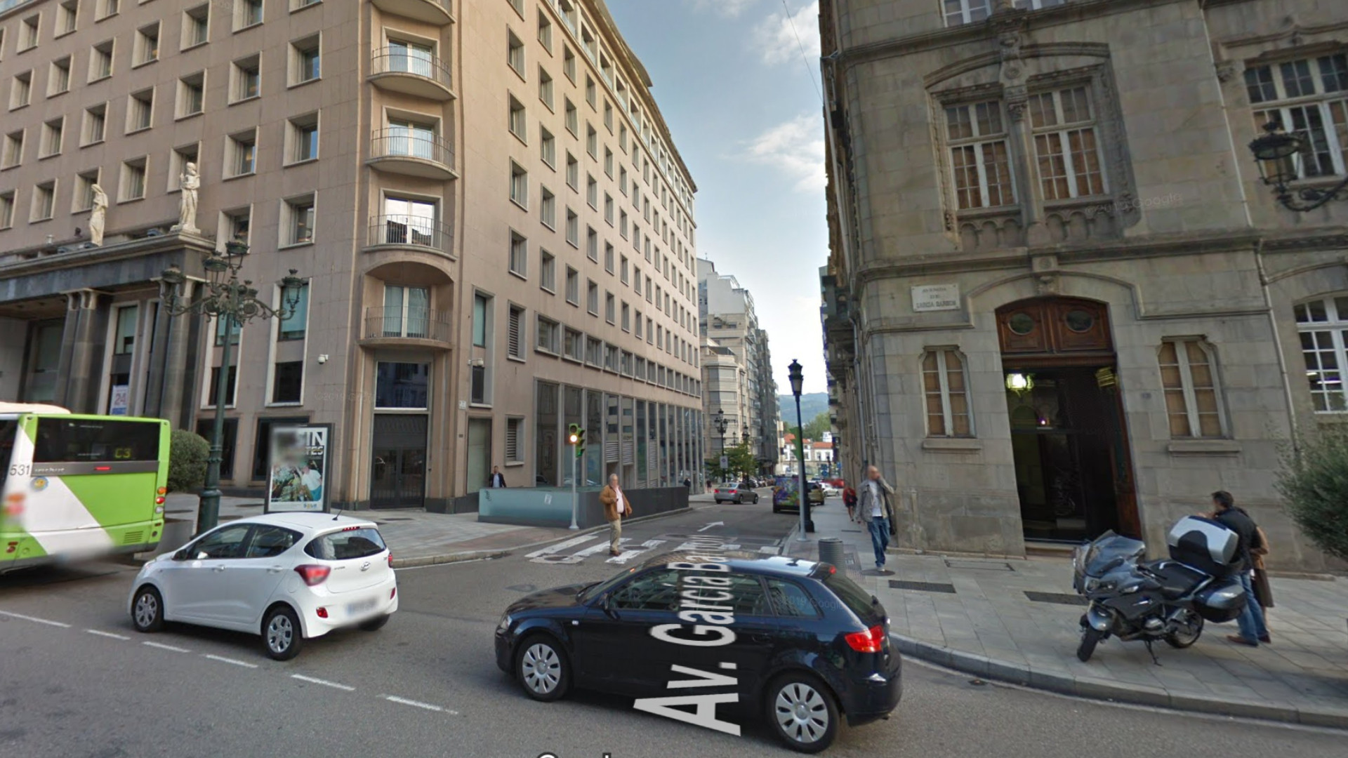 Cruce entre García Barbón y calle Pontevedra, donde se instalará el muñeco de nieve.