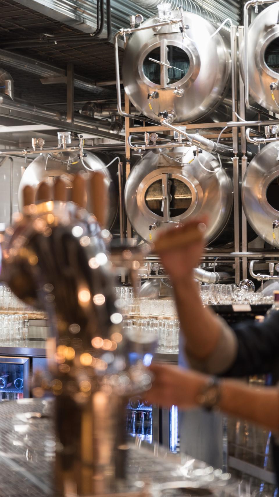 Pasar el día dentro de un bar, llegados aquí, es lo mejor que puedes hacer.