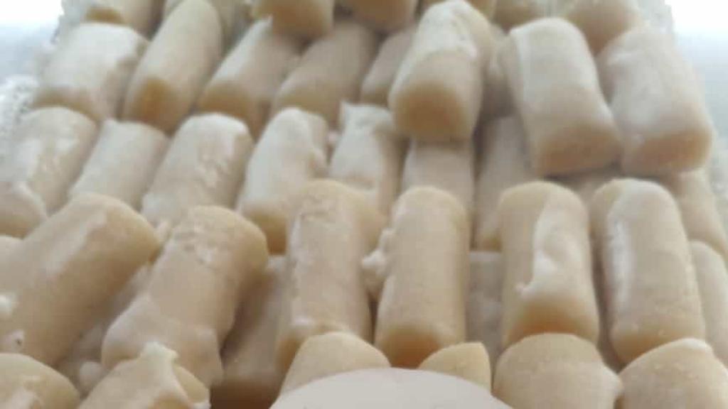 Los huesos de santo de La boutique del pan, en Alicante.