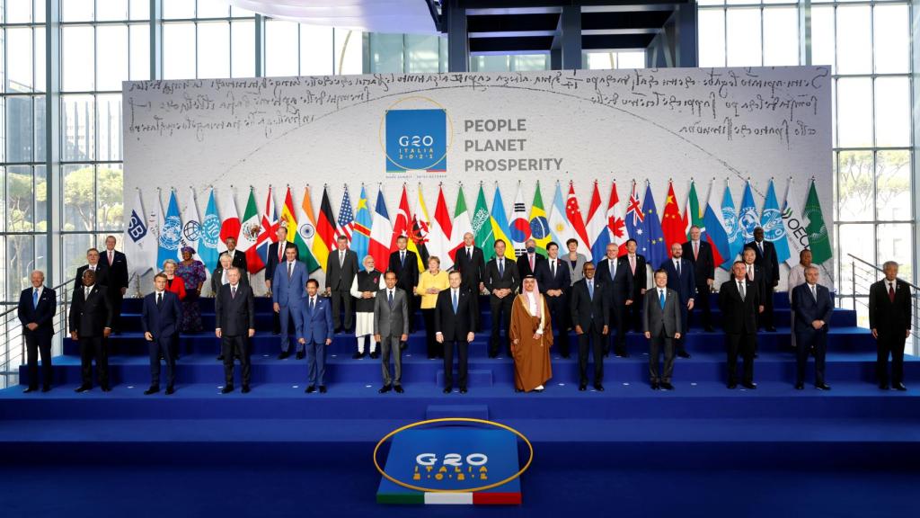 La 'foto de familia' del G20 en Roma, Italia.