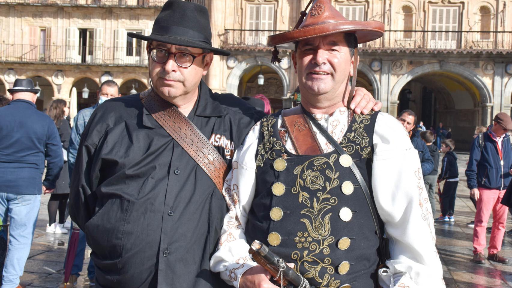 Imágenes de 'El Mariquelo' en la subida a la torre de la Catedral de Salamanca