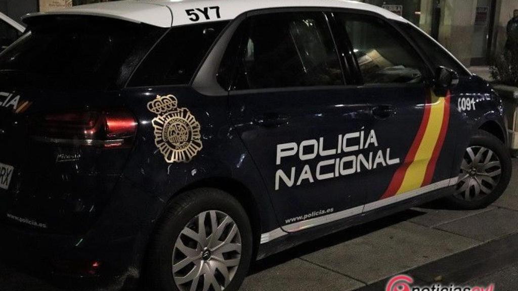 Un coche de Policía Nacional