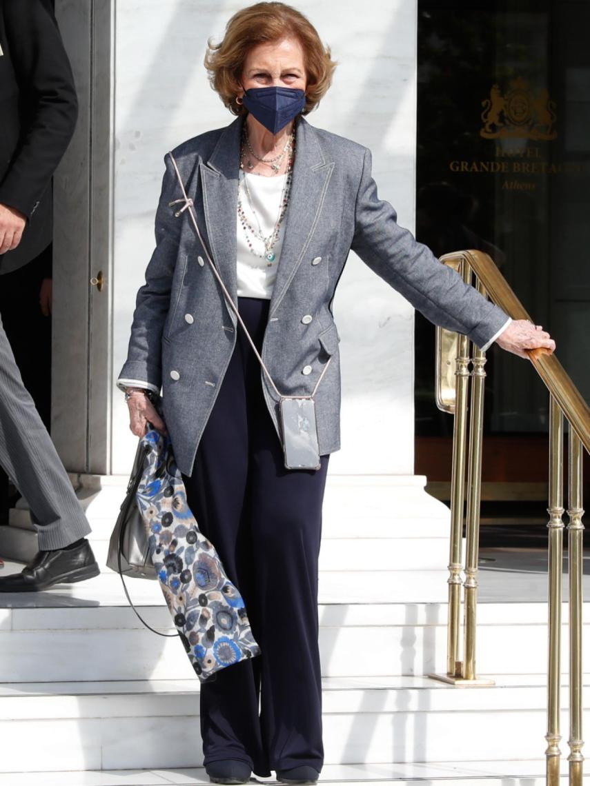 La reina Sofía en un almuerzo en Atenas tras la boda de su sobrino.