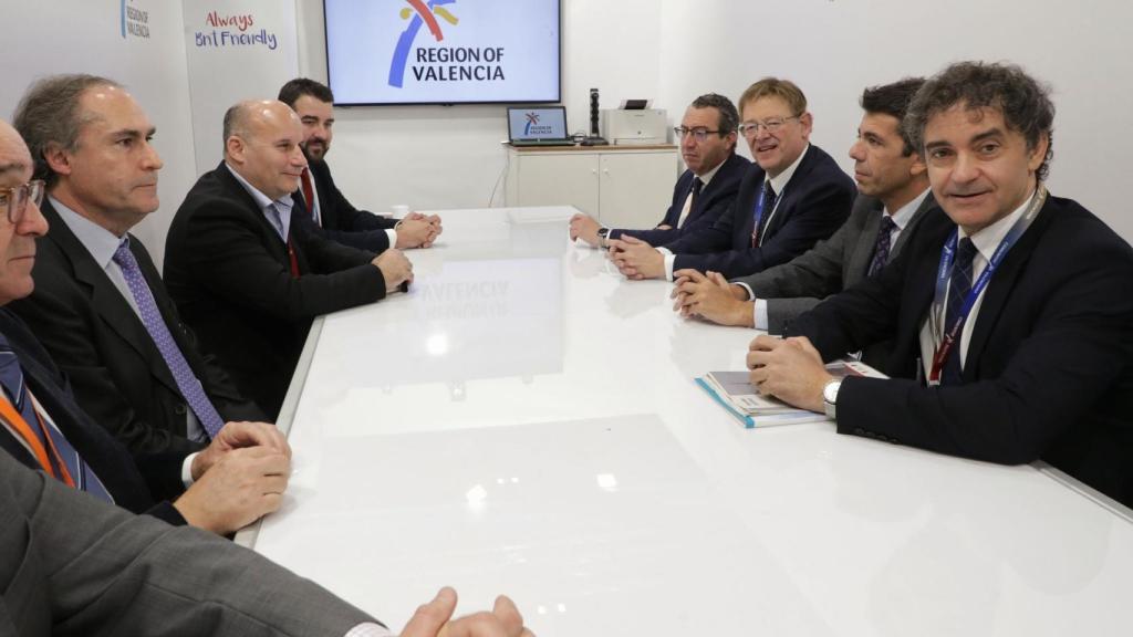 Reunión en 2019 de Ximo Puig y Carlos Mazón con ABTA.