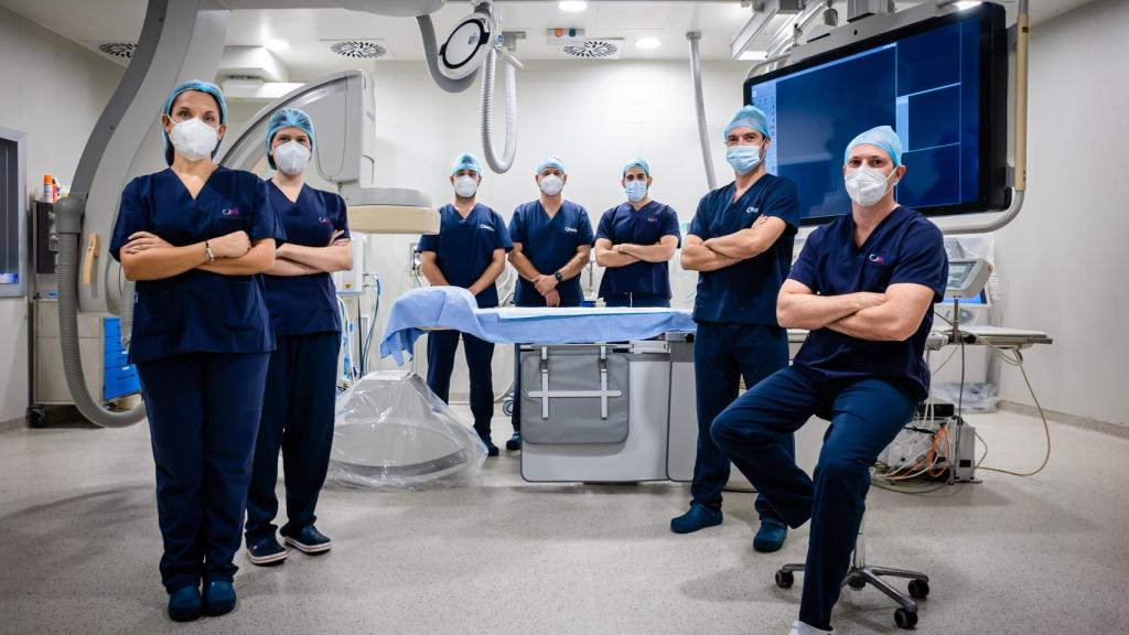Equipo de médicos de la Unidad del Corazón de HLA El Ángel.