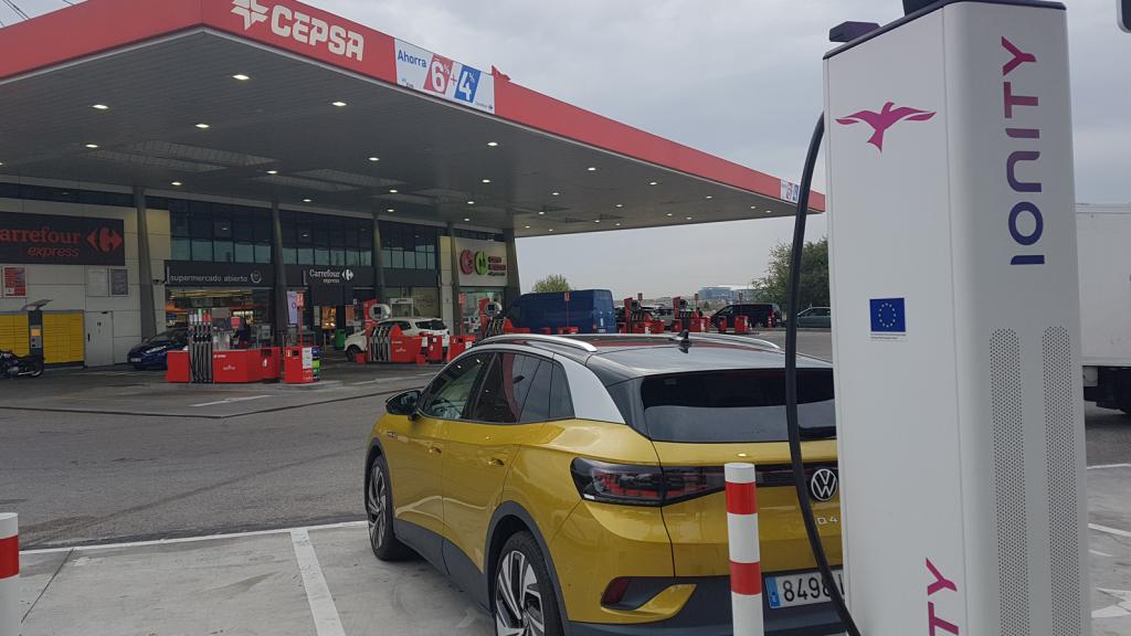 Estación de carga de Ionity en Campo de las Naciones, en Madrid.
