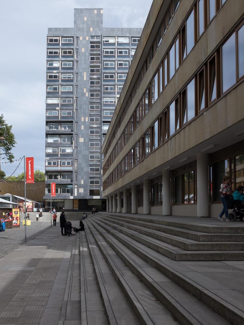 Antigua Torre David Hume en la Universidad de Edimburgo.
