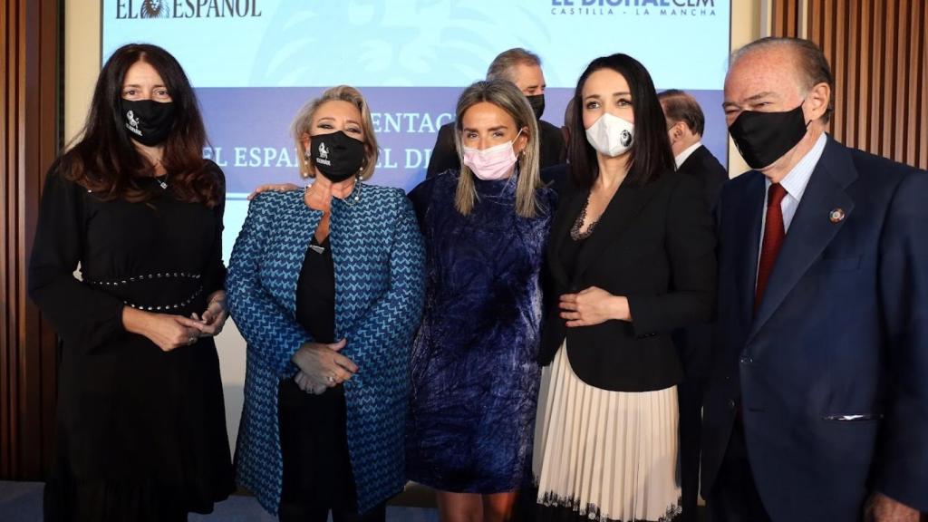 Mamen Vázquez, Esther Esteban, Milagros Tolón, Cruz Sánchez y Gregorio Marañón. Foto: Óscar Huertas.